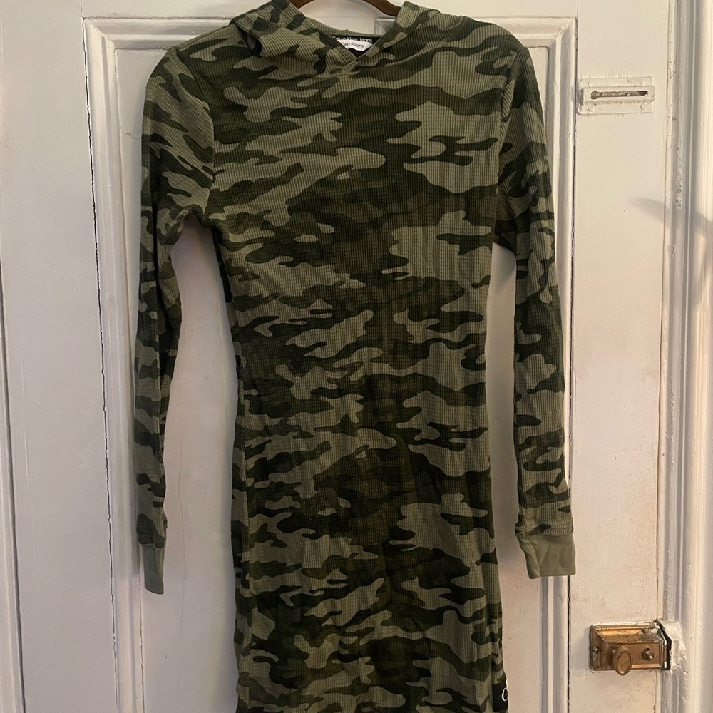 USED Calvin Klein Camo Hoodie Dress Sz Medium